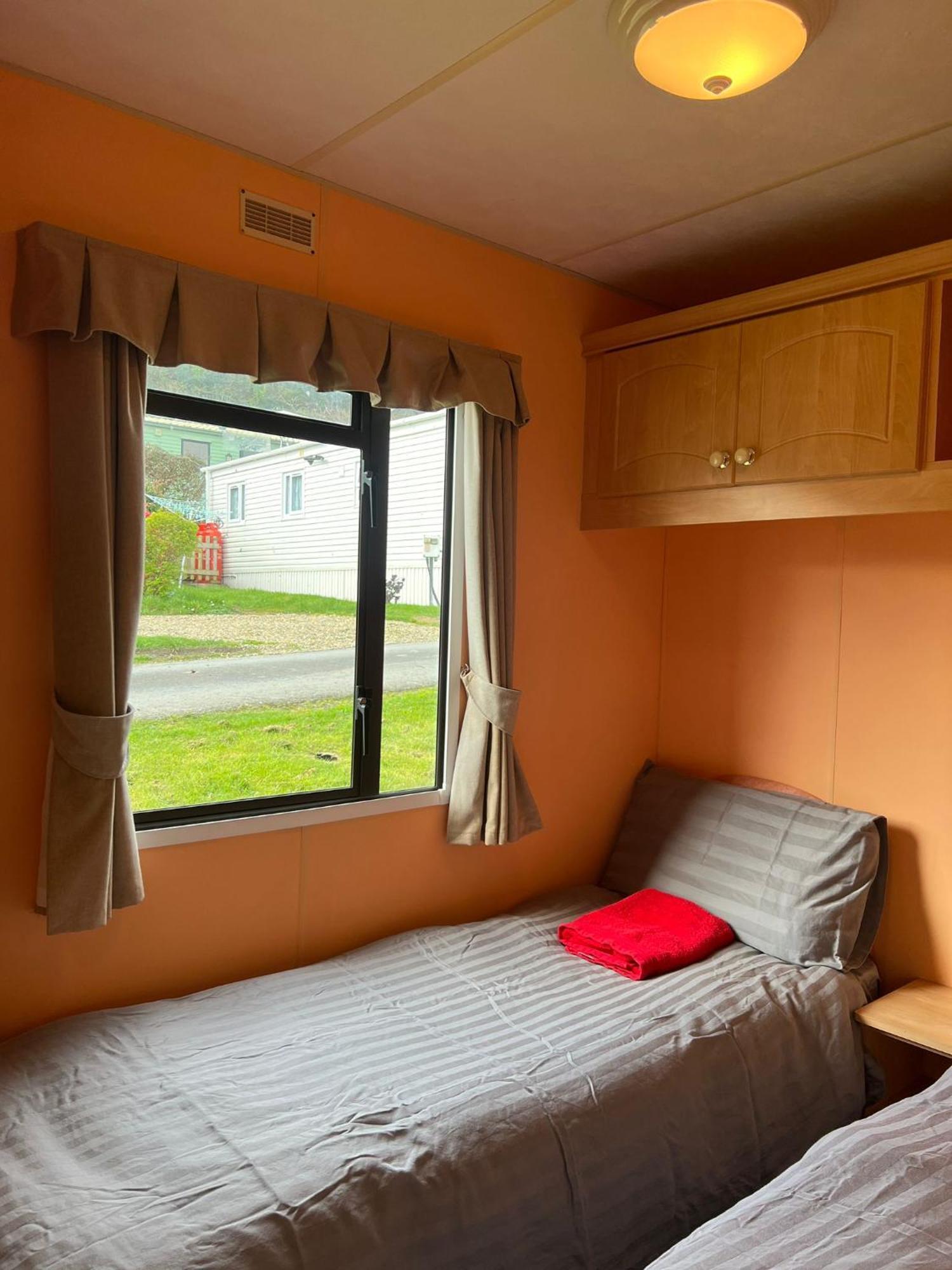 Spacious 2 Bedroomed Mobile Home Абериствіт Екстер'єр фото
